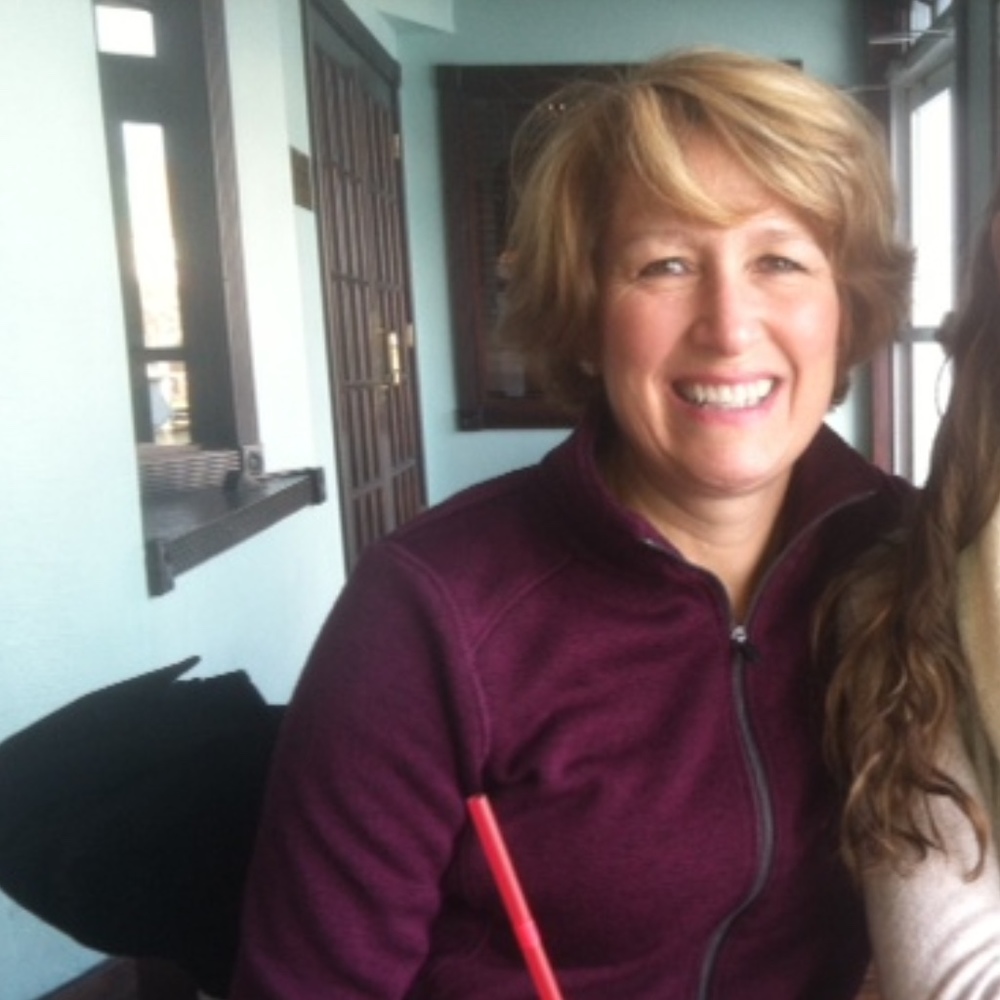 Meet your Posher, Laurie